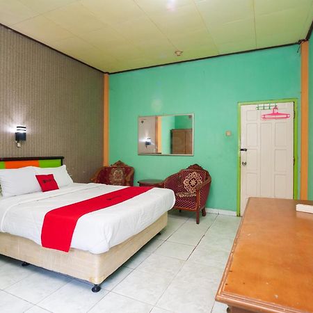 Reddoorz Syariah At Hotel Matahari 2 Jambi Exterior photo