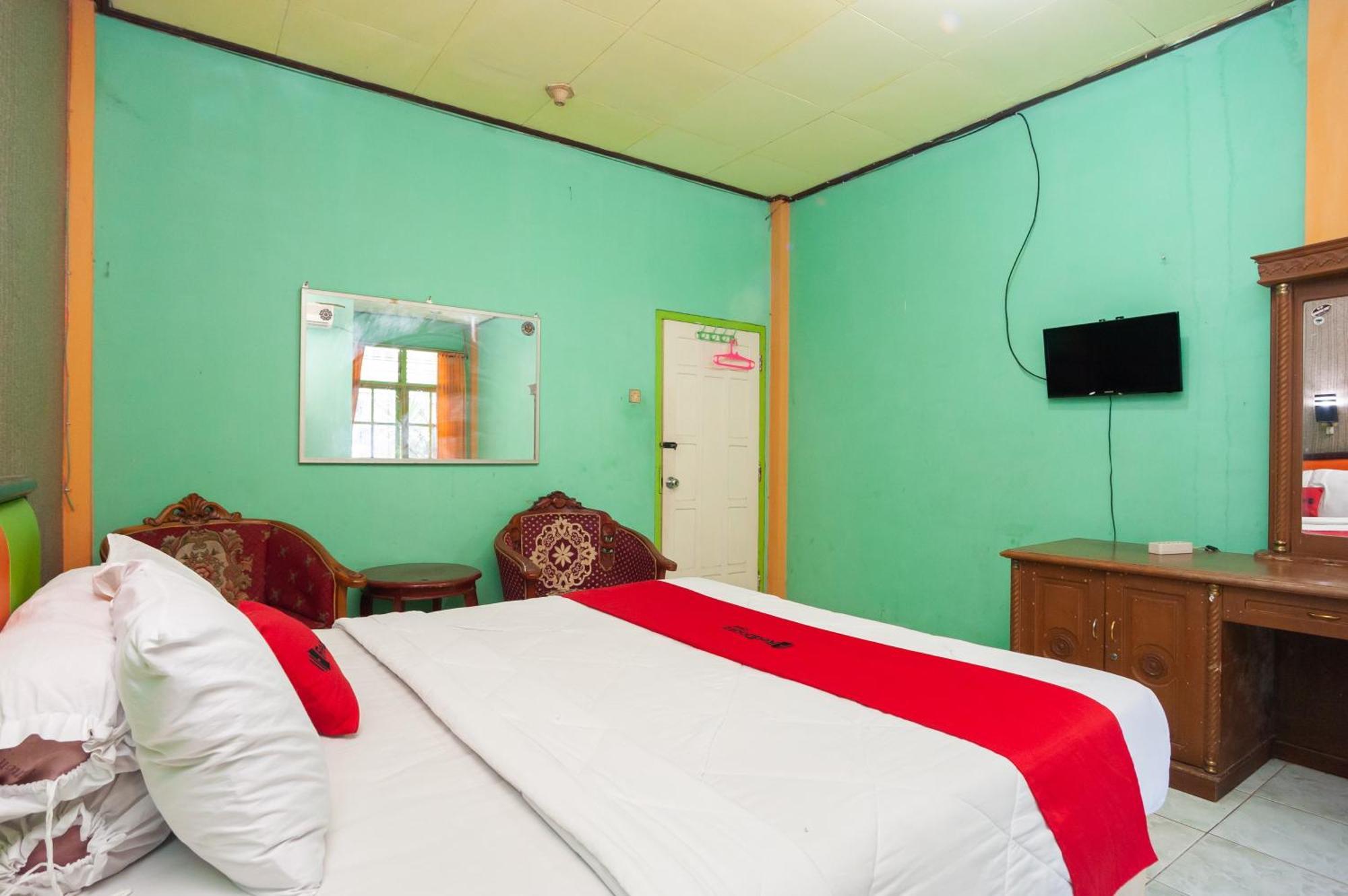 Reddoorz Syariah At Hotel Matahari 2 Jambi Exterior photo